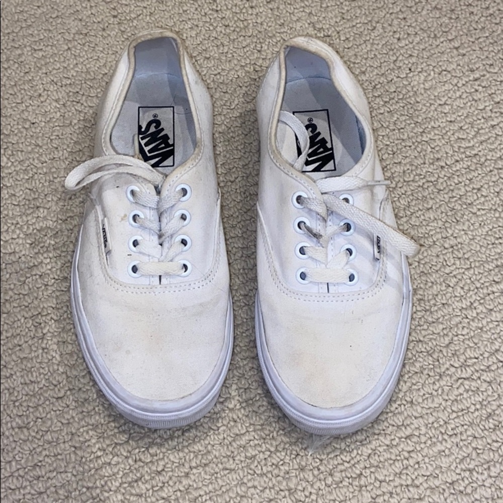 White lace up Vans!
